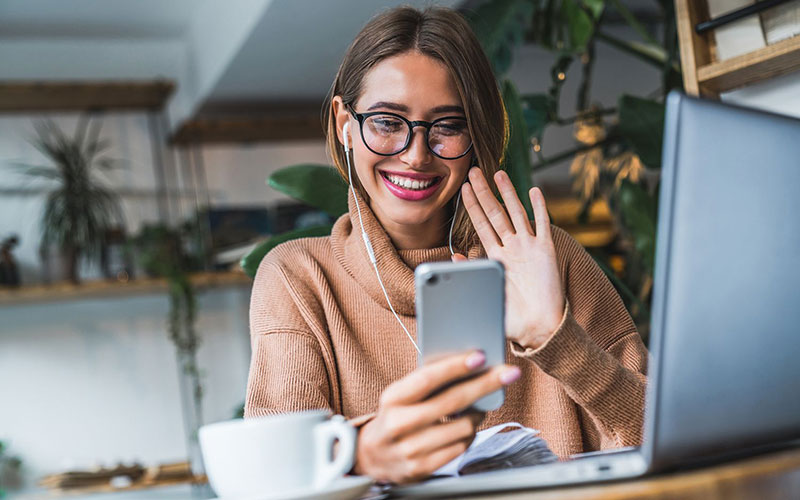 چگونه بهترین تماس تصویری زیباتری داشته باشید؟