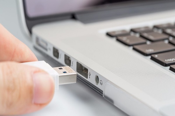 نصب ویندوز با فلش